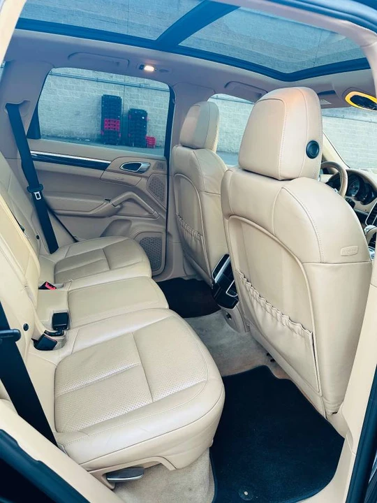 2012 Porsche 958 Cayenne - Image 12 of 21