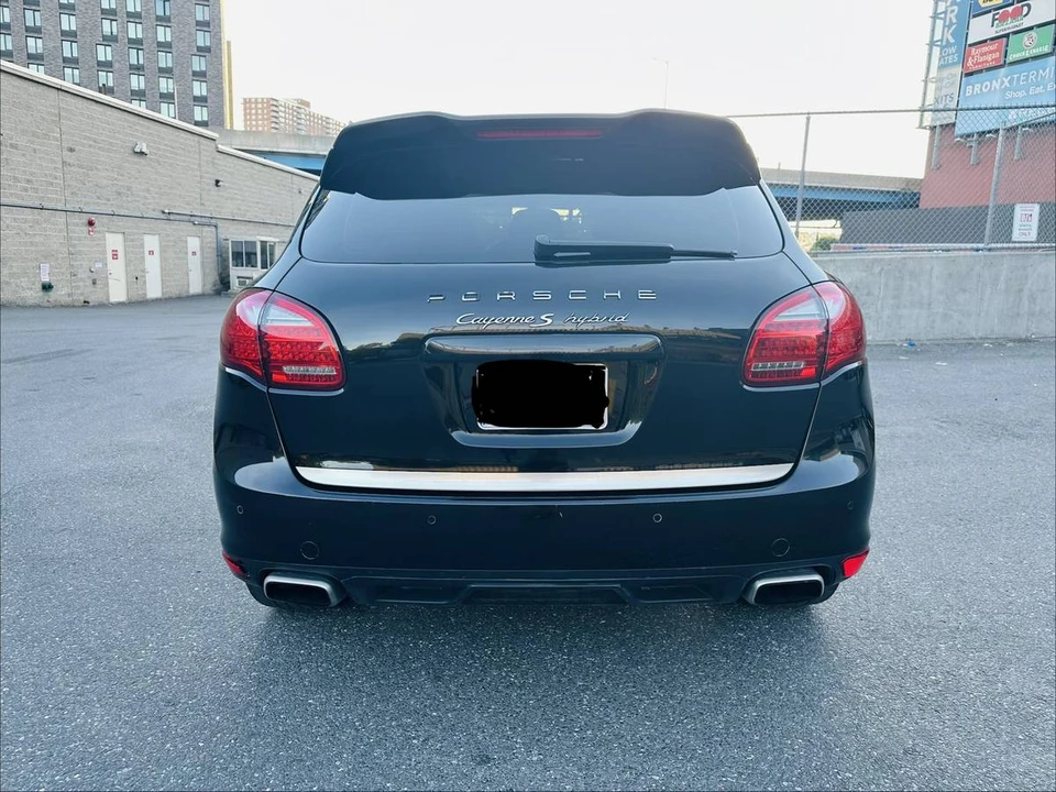 2012 Porsche 958 Cayenne - Image 10 of 21