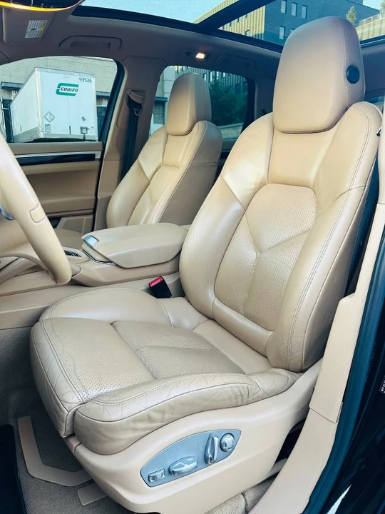 2012 Porsche 958 Cayenne - Image 17 of 21