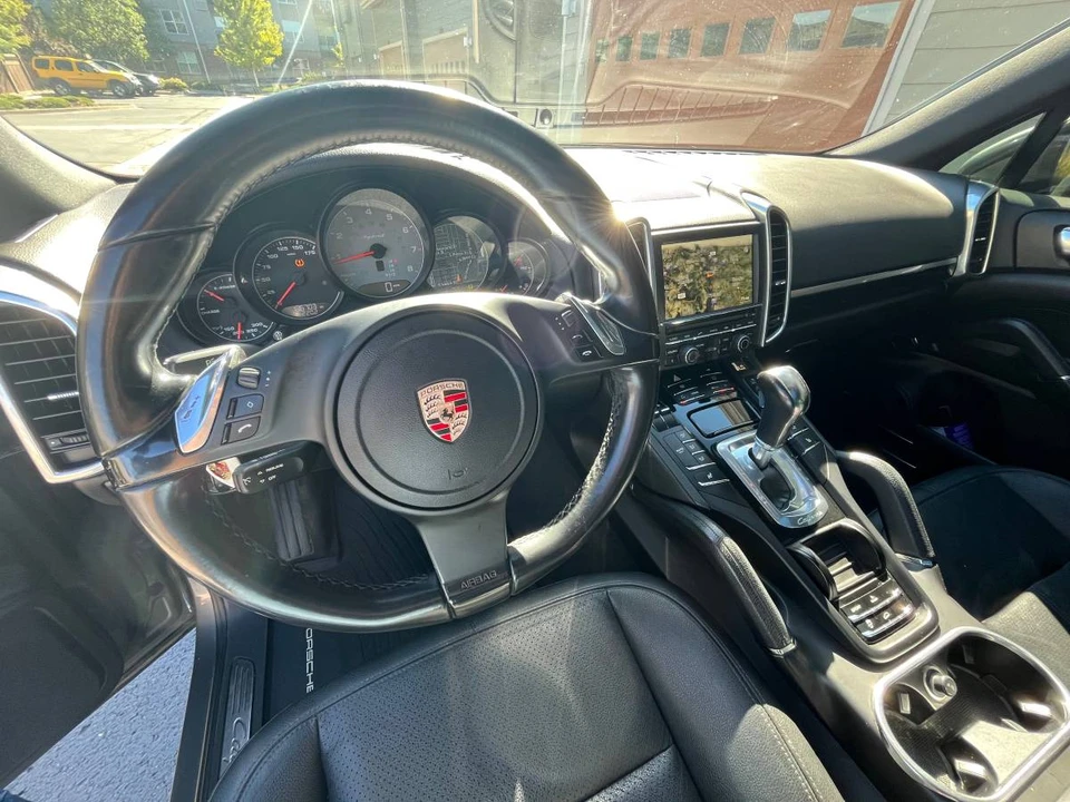 2012 Porsche 958 Cayenne S - Image 20 of 22