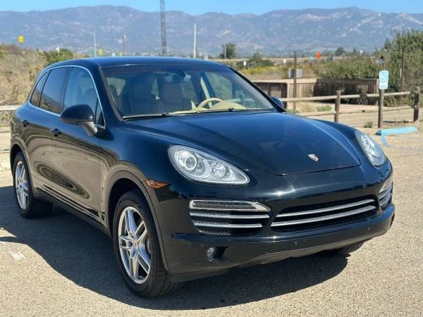 2012 Porsche 958 Cayenne S - Image 3 of 9
