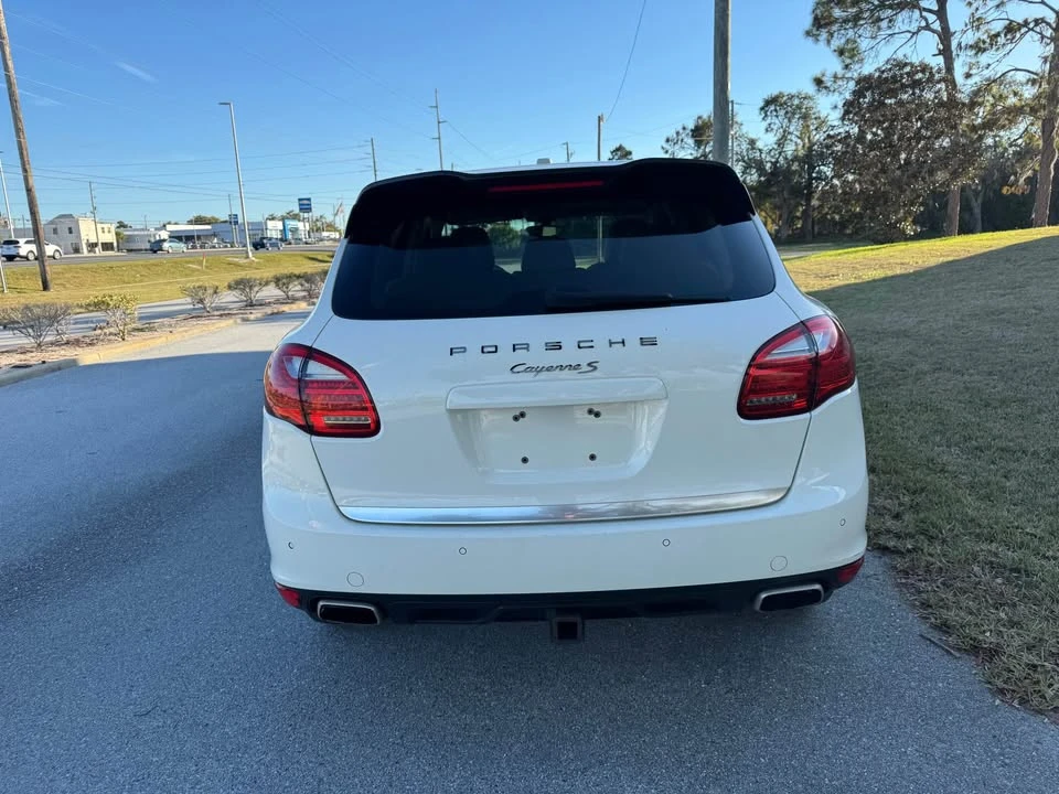 2012 Porsche 958 Cayenne S - Image 10 of 11