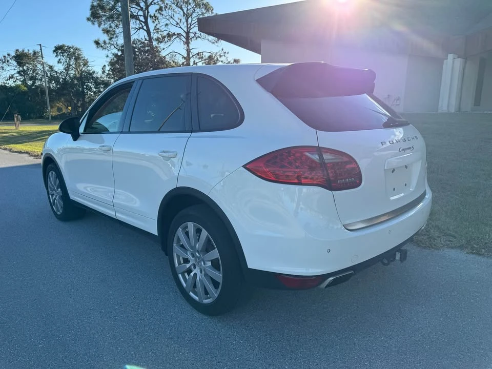 2012 Porsche 958 Cayenne S - Image 11 of 11