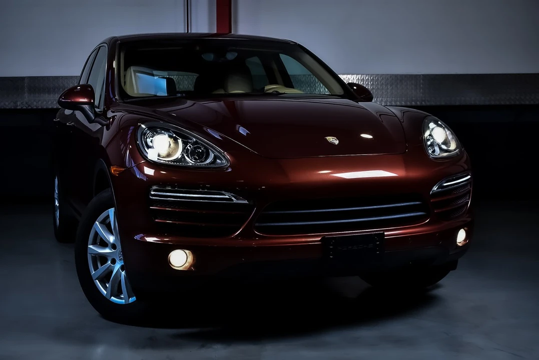 2012 Porsche 958 Cayenne - Image 8 of 30