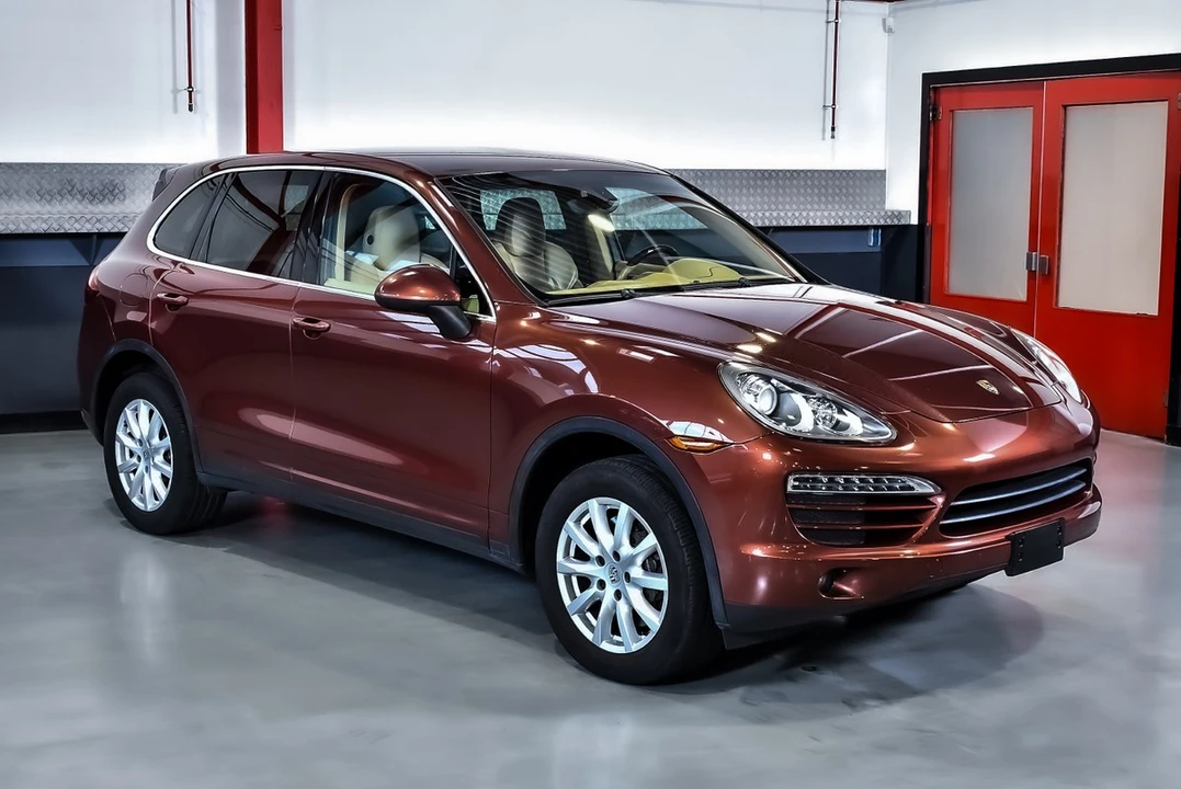 2012 Porsche 958 Cayenne - Image 11 of 30