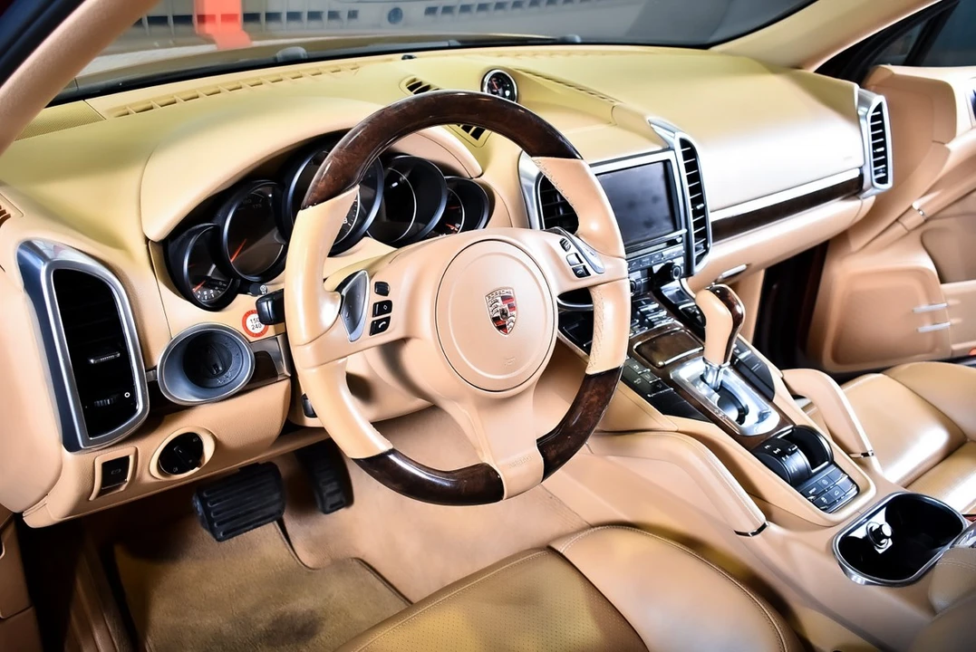 2012 Porsche 958 Cayenne - Image 30 of 30
