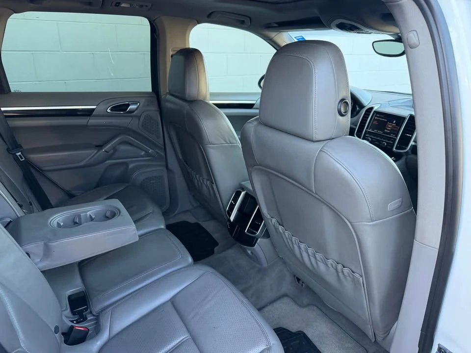 2012 Porsche 958 Cayenne - Image 15 of 18