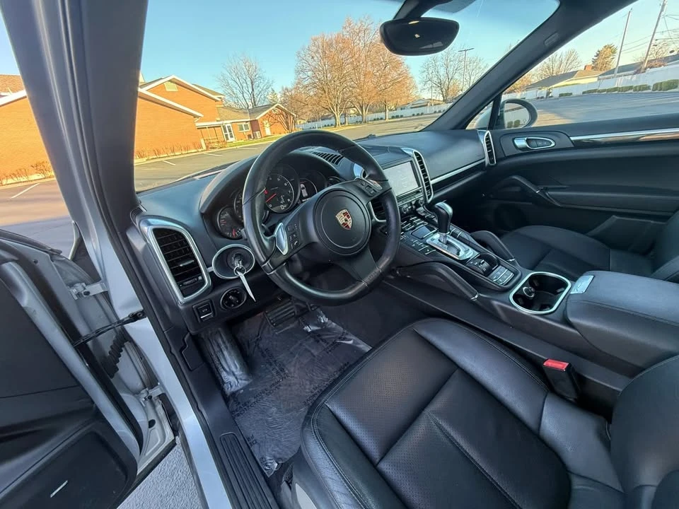 2012 Porsche 958 Cayenne - Image 10 of 20