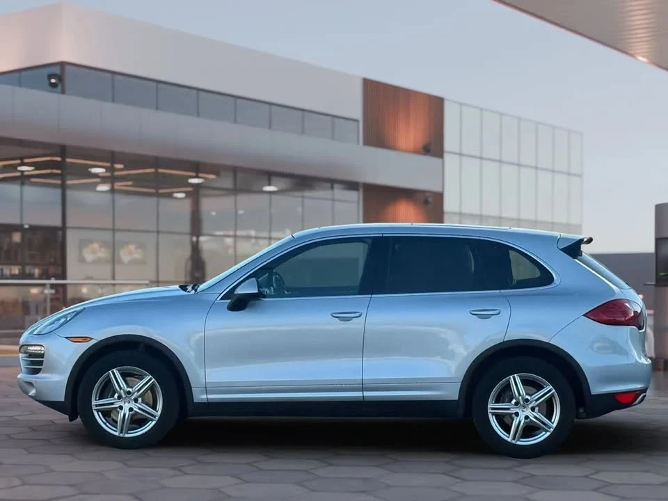 2012 Porsche 958 Cayenne - Image 4 of 20