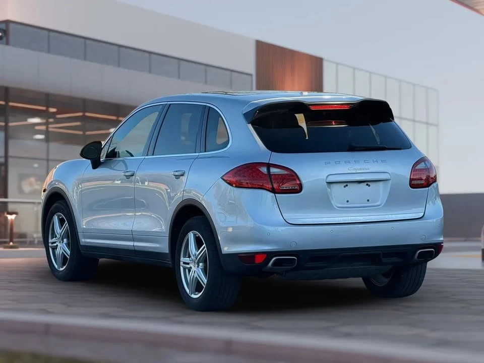 2012 Porsche 958 Cayenne - Image 5 of 20
