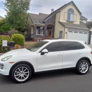 2012 Porsche Cayenne Sport Utility 4D