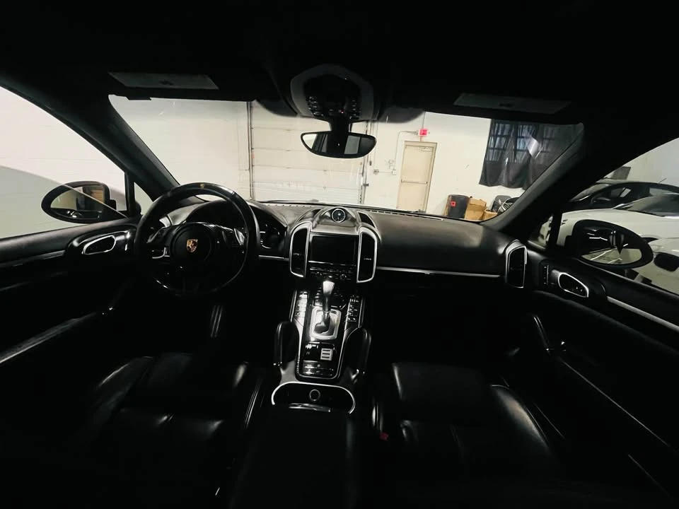 2012 Porsche 958 Cayenne - Image 11 of 20