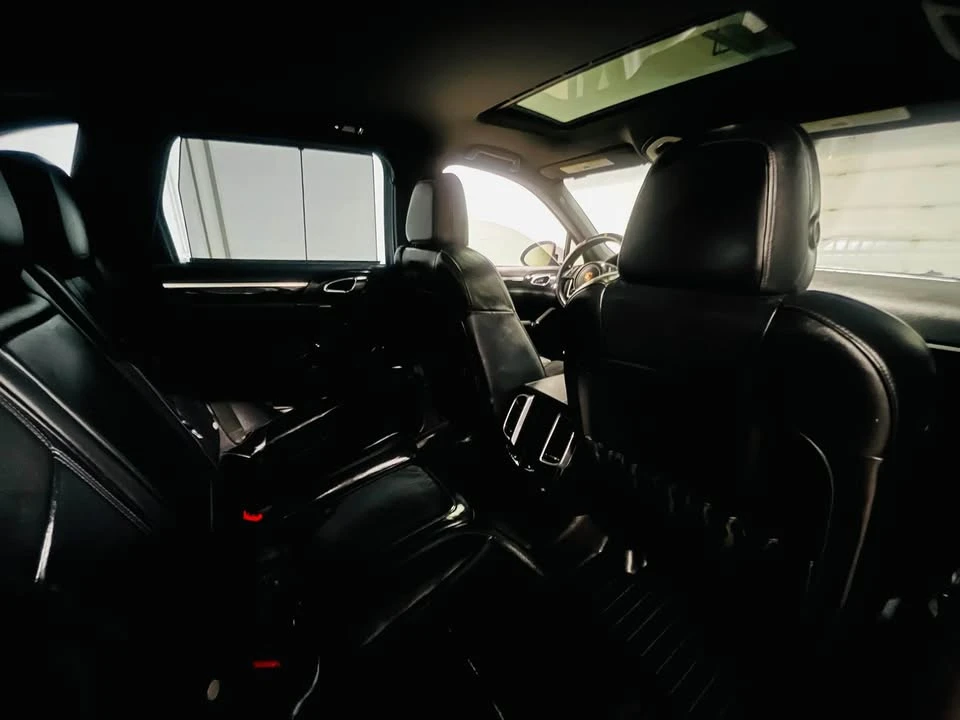 2012 Porsche 958 Cayenne - Image 10 of 20
