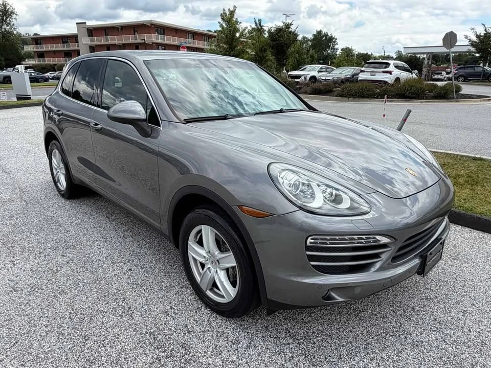 2012 Porsche 958 Cayenne - Image 10 of 15