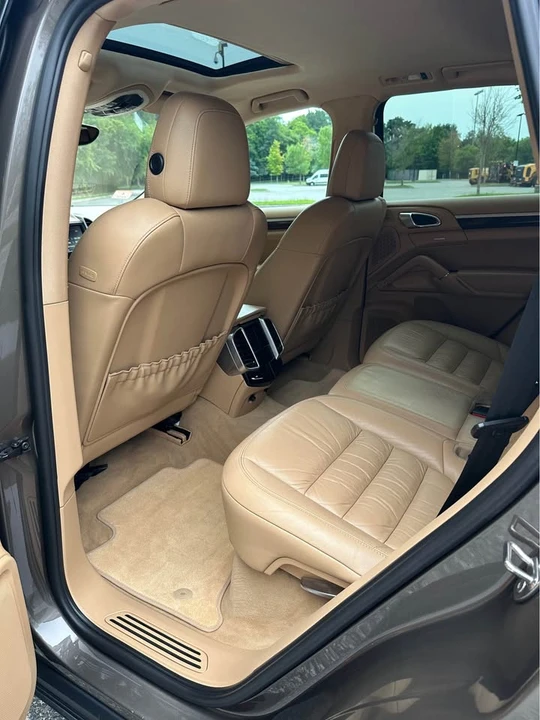 2012 Porsche 958 Cayenne - Image 9 of 19