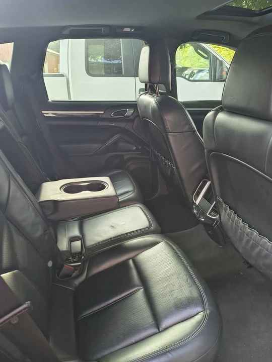 2012 Porsche 958 Cayenne - Image 8 of 12