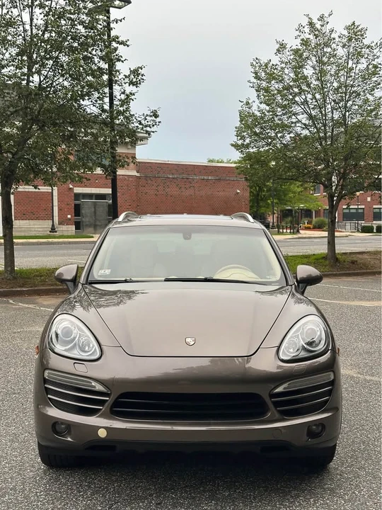 2012 Porsche 958 Cayenne - Image 2 of 19