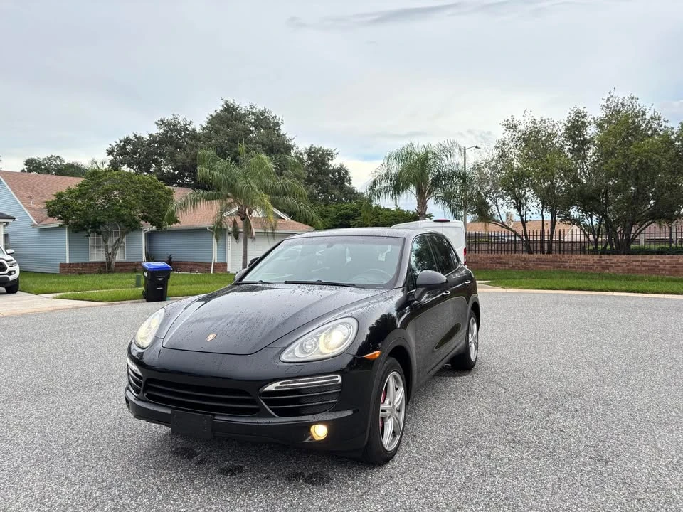 2012 Porsche 958 Cayenne - Image 3 of 16