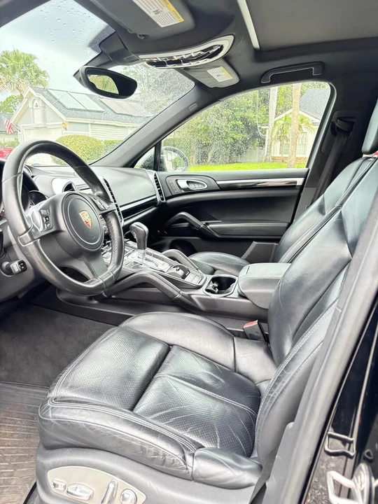 2012 Porsche 958 Cayenne - Image 7 of 16