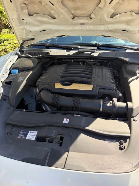 2012 Porsche 958 Cayenne - Image 12 of 20