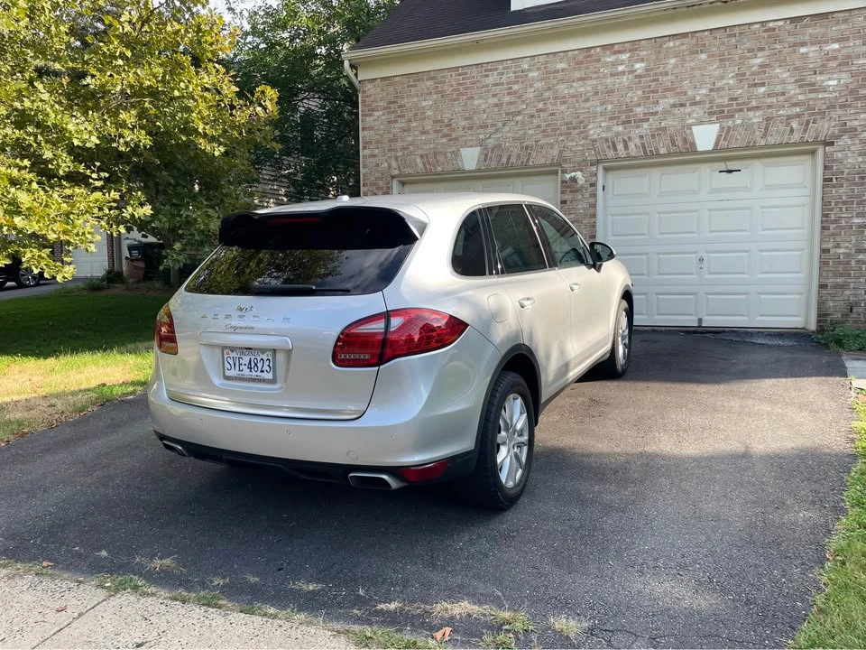 2012 Porsche 958 Cayenne - Image 5 of 20