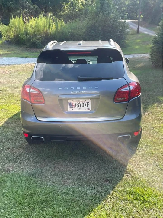 2012 Porsche 958 Cayenne - Image 6 of 15