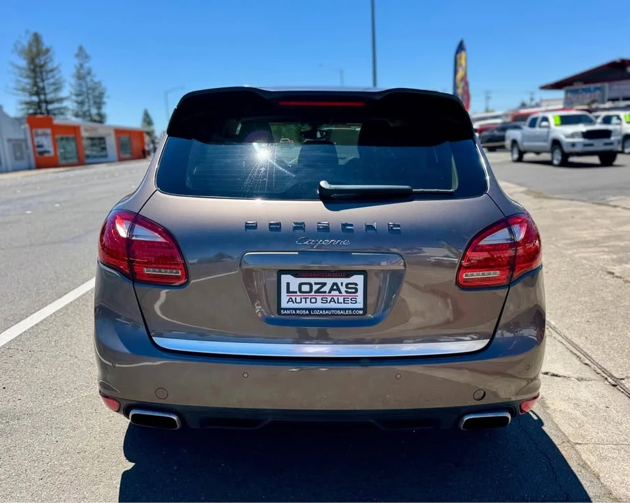 2012 Porsche 958 Cayenne - Image 6 of 10