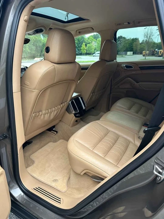 2012 Porsche 958 Cayenne - Image 6 of 16