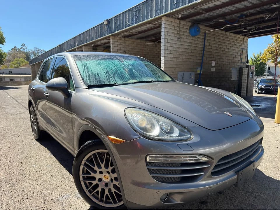 2012 Porsche 958 Cayenne - Image 3 of 9