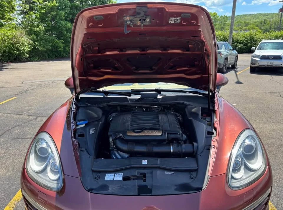 2012 Porsche 958 Cayenne - Image 11 of 16