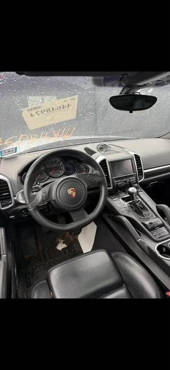 2012 Porsche 958 Cayenne - Image 3 of 11