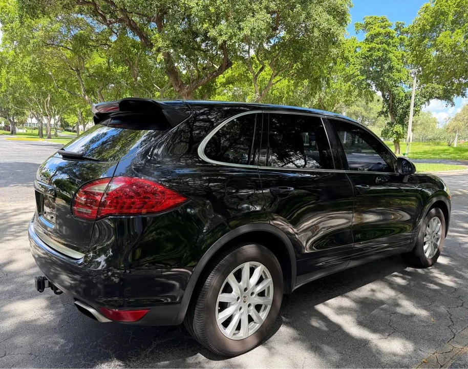 2012 Porsche 958 Cayenne - Image 4 of 18