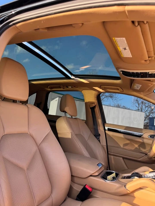2012 Porsche 958 Cayenne - Image 15 of 20