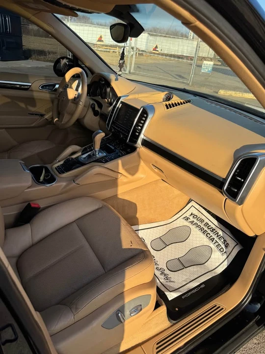 2012 Porsche 958 Cayenne - Image 18 of 20