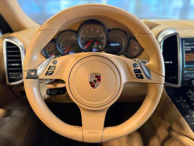2012 Porsche 958 Cayenne - Image 13 of 20