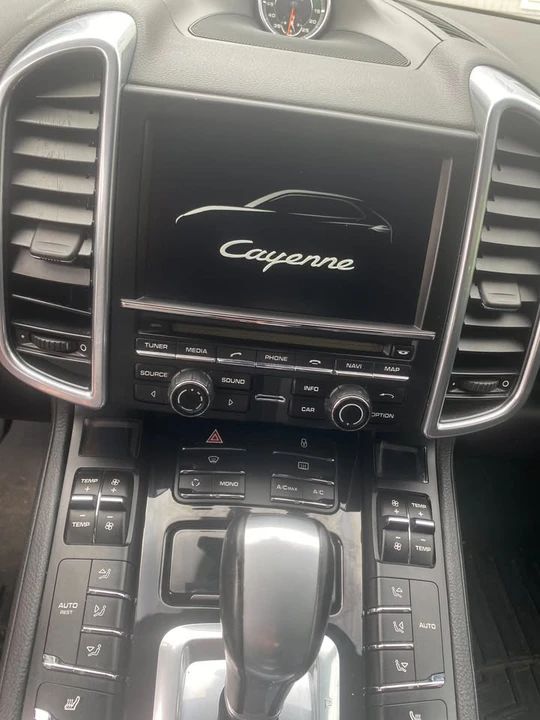 2012 Porsche 958 Cayenne - Image 6 of 20