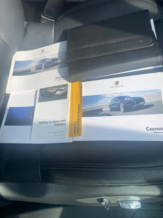 2012 Porsche 958 Cayenne - Image 15 of 20