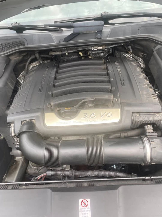 2012 Porsche 958 Cayenne - Image 14 of 20