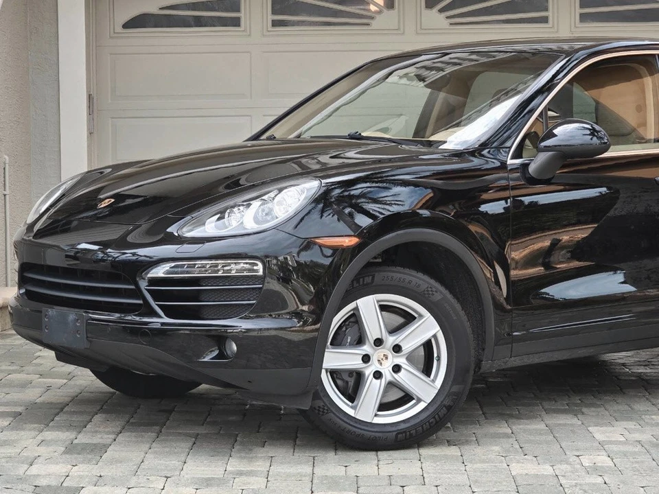 2012 Porsche 958 Cayenne - Image 2 of 21