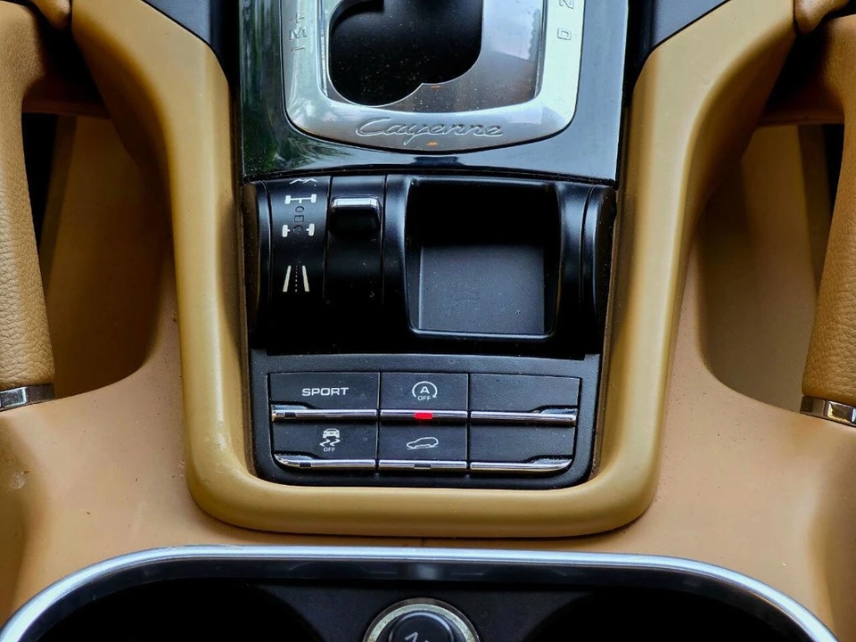 2012 Porsche 958 Cayenne - Image 19 of 21