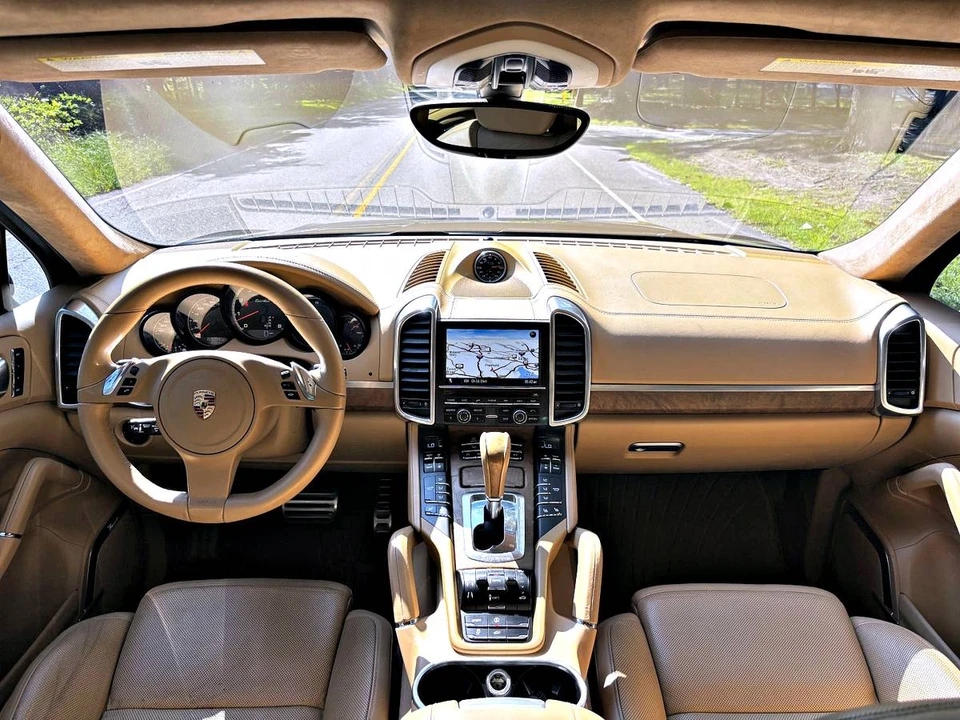 2012 Porsche 958 Cayenne Turbo - Image 13 of 22