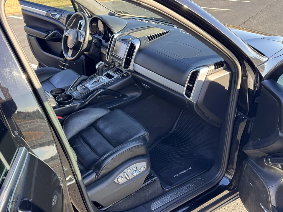 2012 Porsche 958 Cayenne Turbo - Image 17 of 21