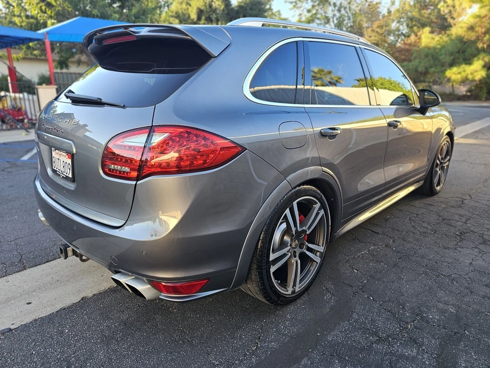 2012 Porsche 958 Cayenne Turbo - Image 4 of 21
