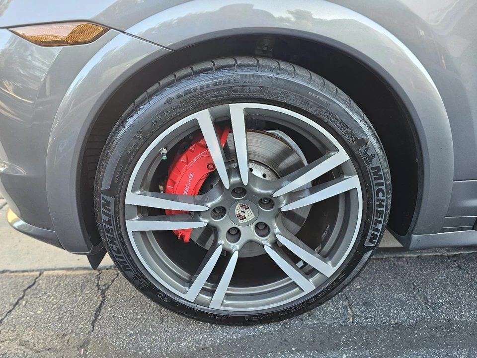 2012 Porsche 958 Cayenne Turbo - Image 16 of 21