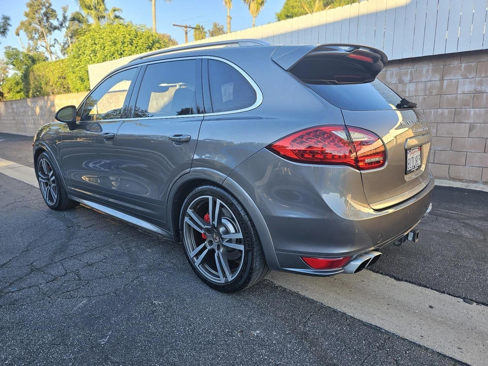 2012 Porsche 958 Cayenne Turbo - Image 10 of 21