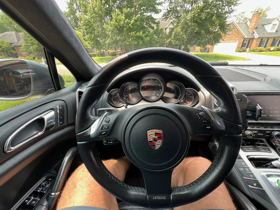 2012 Porsche 958 Cayenne Turbo - Image 11 of 13