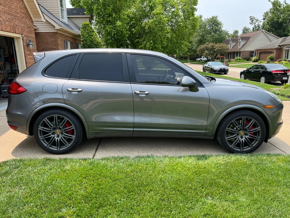2012 Porsche 958 Cayenne Turbo - Image 3 of 13