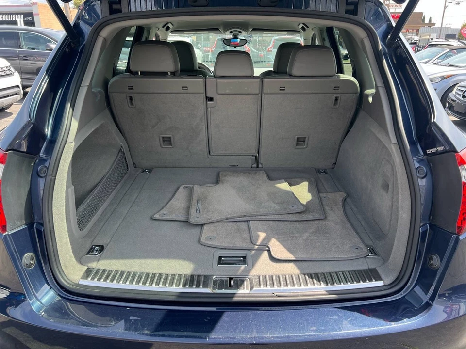 2012 Porsche 958 Cayenne - Image 14 of 17