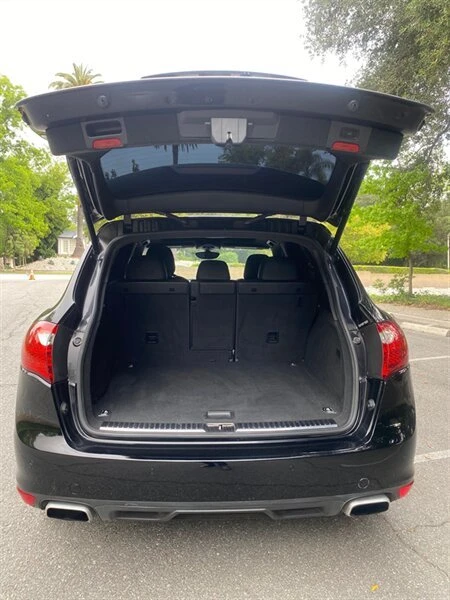 2012 Porsche 958 Cayenne - Image 12 of 20