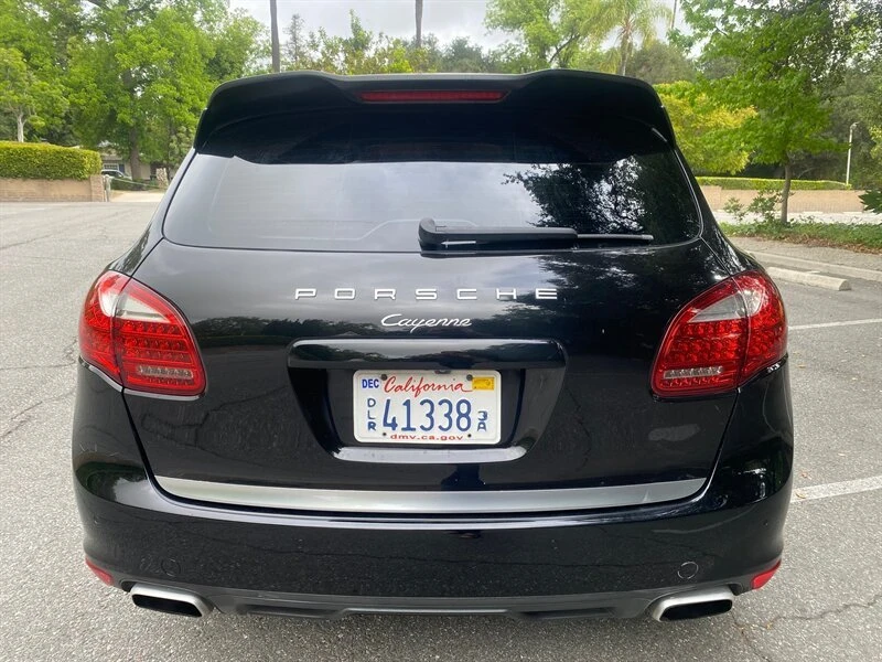 2012 Porsche 958 Cayenne - Image 8 of 20